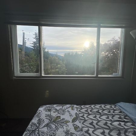 Guesthouse In West Vancouver Eksteriør bilde